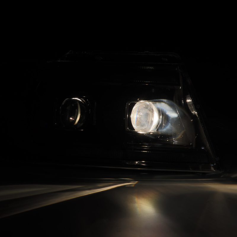 AlphaRex PRO-Series Projector Headlights Chrome w/ Sequential Signal & DRL for 04-08 Ford F150